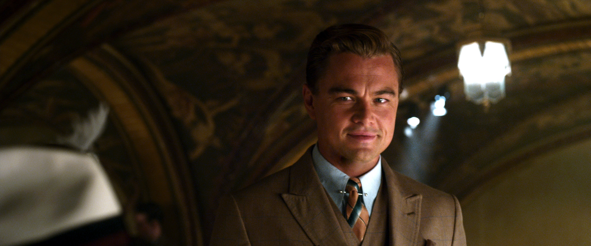 Baz Luhrmann Doesn T Go Far Enough With The Great Gatsby Dcist