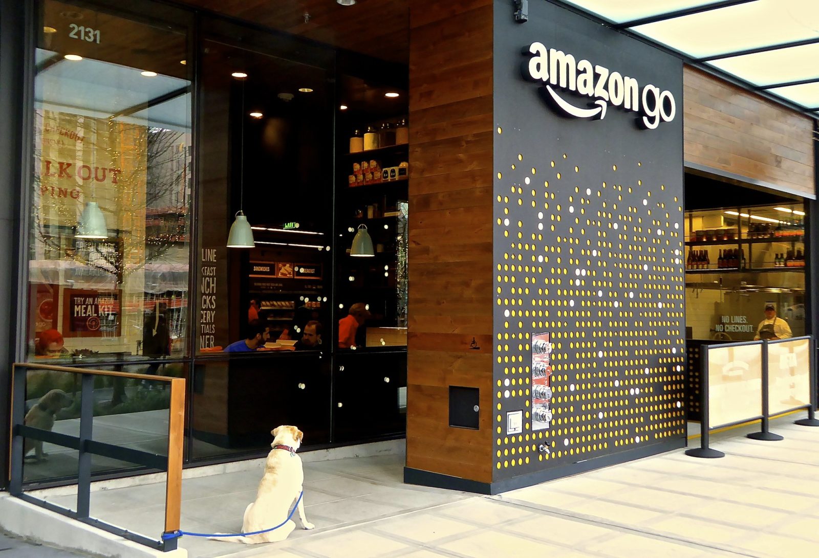 Report: New Amazon Retail Store Is Coming To 14th Street | DCist