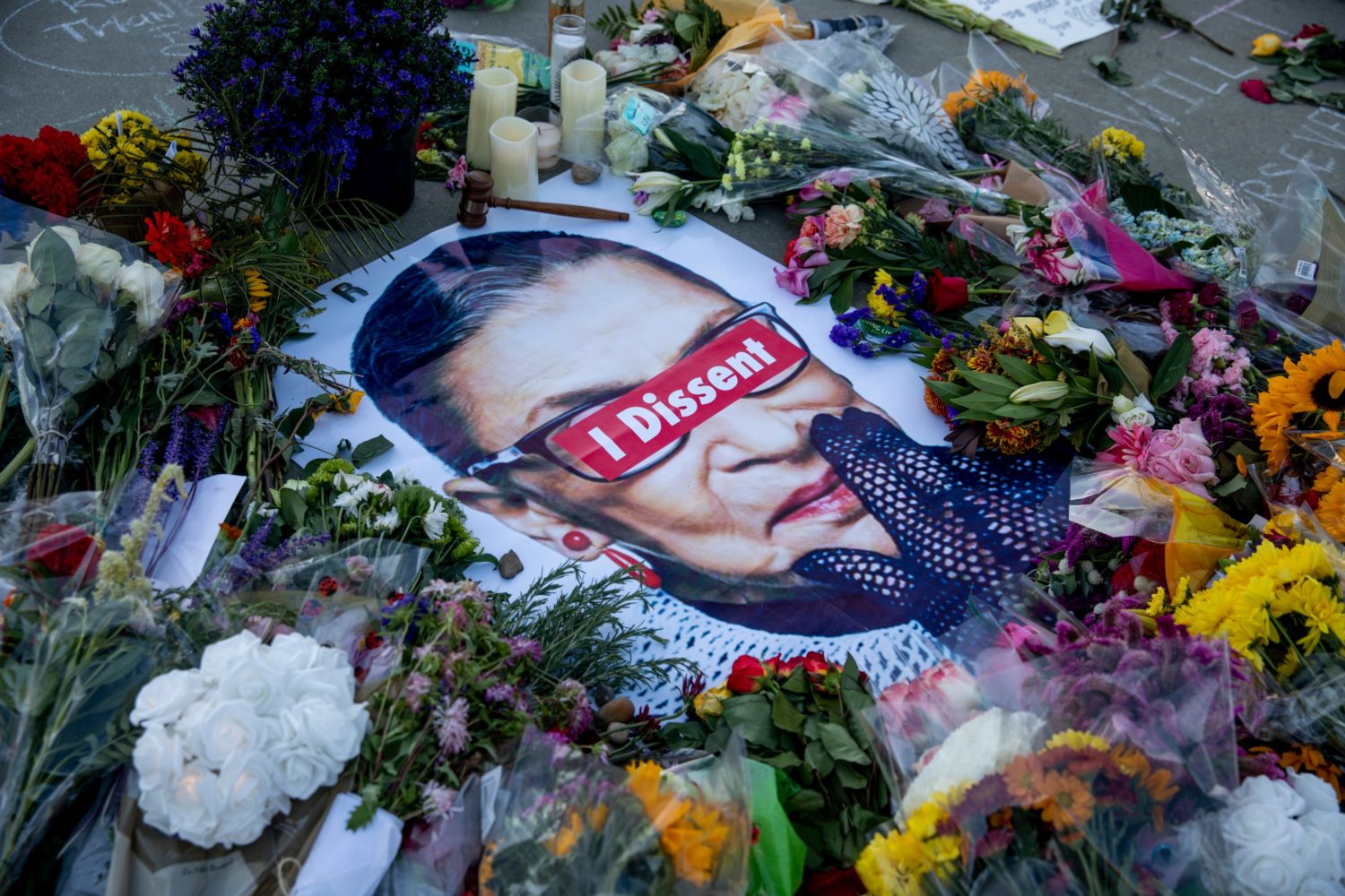 Rbg lying in repose supreme court Clearance