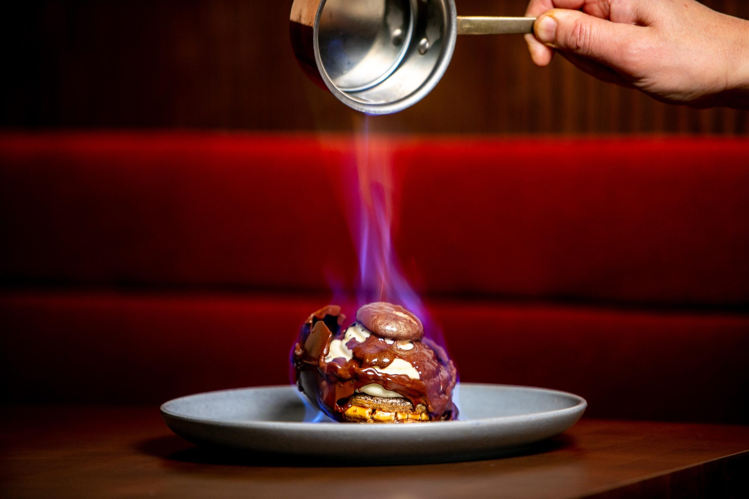 First Look Glammy Italian Restaurant L'Ardente Opens In East End DCist