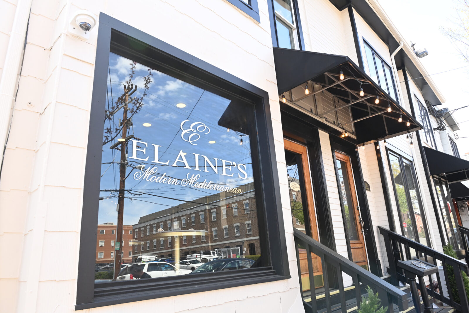 First Look Elaine’s Channels The Other Alexandria With New Egyptian