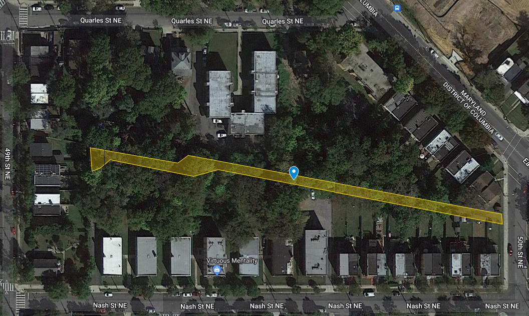 A yeallow highlight and specific location marker within it show the strip of land the encampment was loacted on.