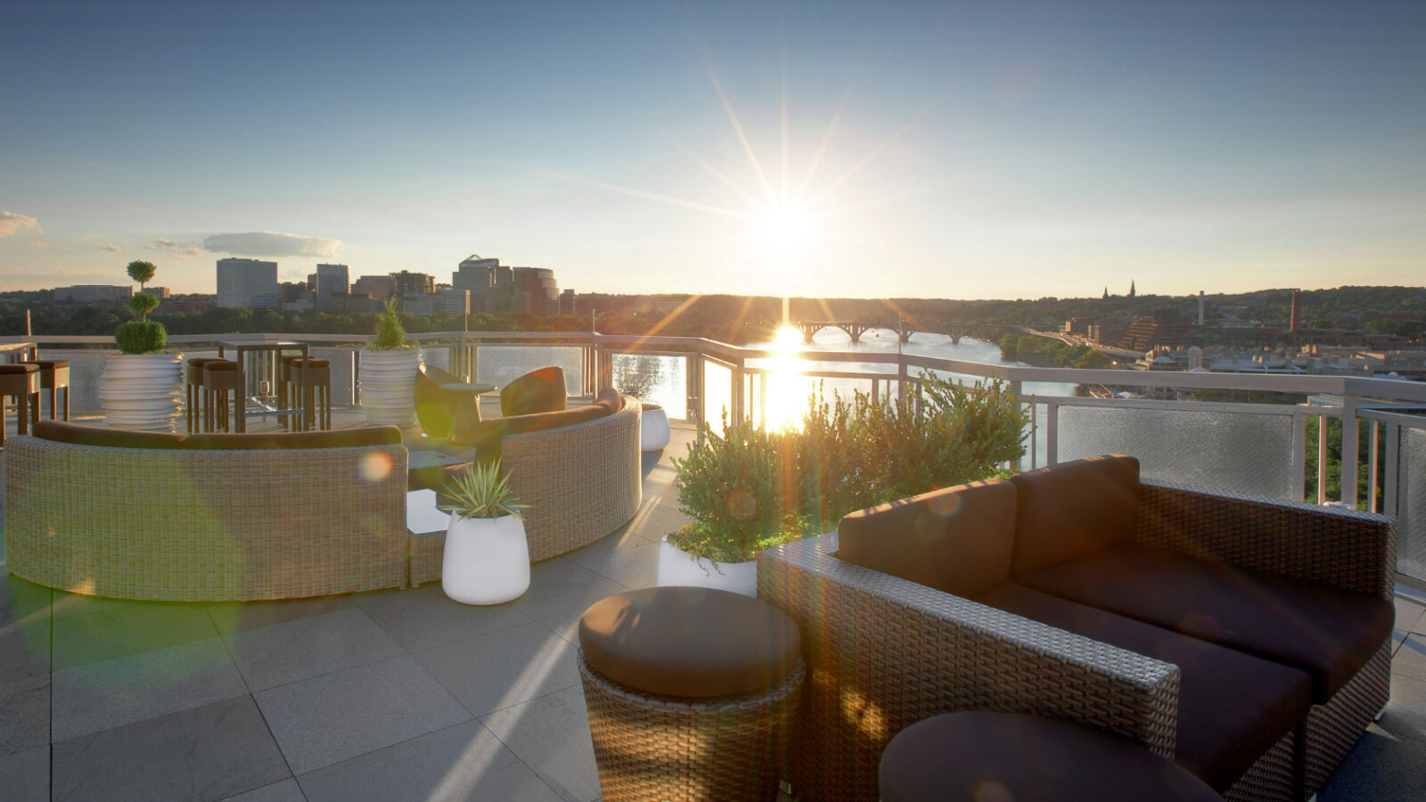 The Best DC-Area Rooftop Bars To Elevate Your Summer | DCist
